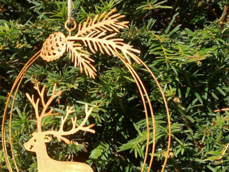 Preview: Dekohänger Hirsch Dietmar im Ring, Kopf gerade