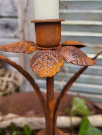 Preview: Edelrost Kerzenhalter Tulpe für Spitzkerzen