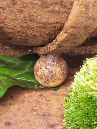 Preview: Edelrost Korb zum Stellen auf Kugeln