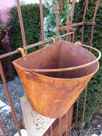 Preview: Edelrost Pflanzkübel zum Einhängen