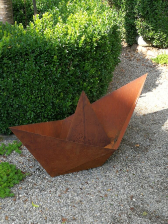 Edelrost Origami Boot zum Bepflanzen