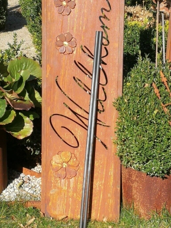 Edelrost Gartenstele Blüten Willkommen