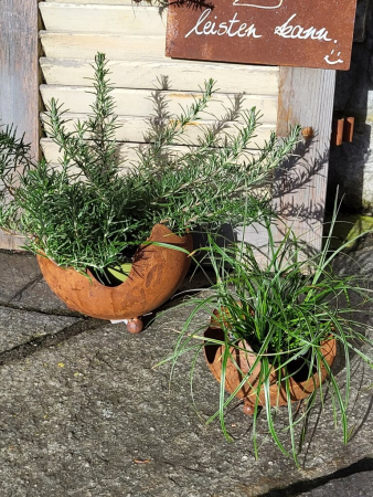 Preview: Edelrost Pflanzschale Kugel auf Kugelfüßen