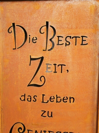 Edelrost Gartenschild Leben genießen