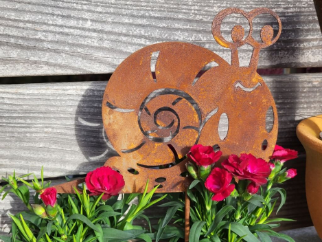 Preview: Edelrost Schnecke Luca zum Stecken