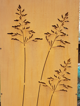 Edelrost Sichtschutzwand Gräser filigran