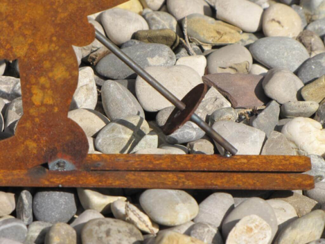 Preview: Edelrost Skifahrer, 3 Größen