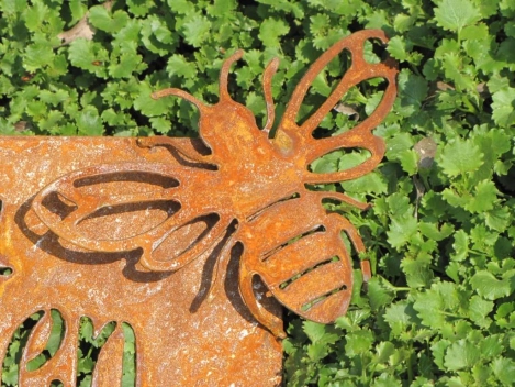 Edelrost Schild Garten mit Biene