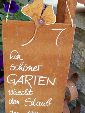 Edelrost Schild mit Ginkgo "Staub des Alltags"