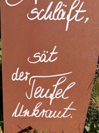 Edelrost Schild mit Ginkgo Teufel, Unkraut