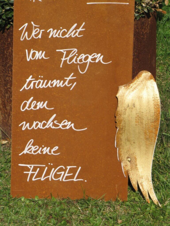 Edelrost Schild mit Engelsflügel Traumzeit