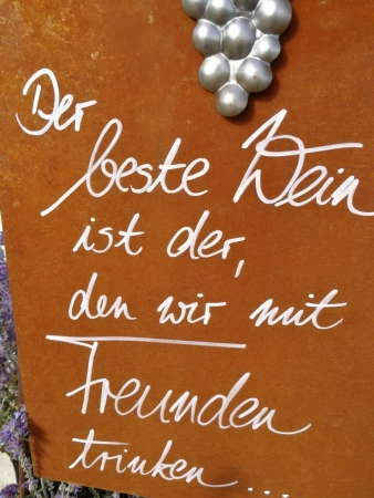 Edelrost Schild mit Weintraube der beste Wein