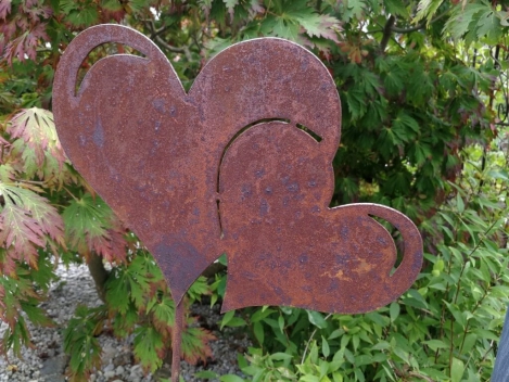Edelrost Gartenstecker Doppelherz