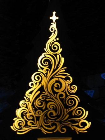 Edelrost Tannenbaum Leander mit LED Beleuchtung