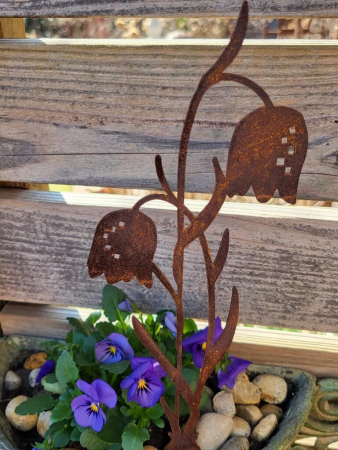 Edelrost Stecker Schachbrettblume