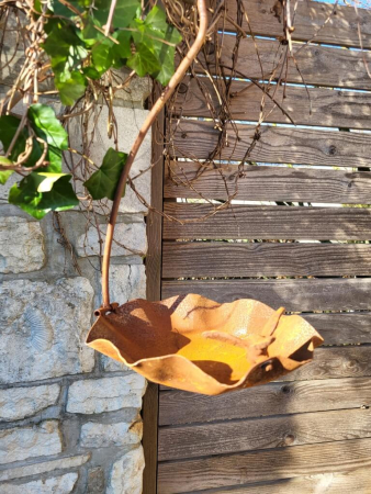 Edelrost Vogeltränke am Haken