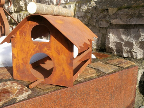 Preview: Edelrost Futterhaus Sandra, zum Hängen