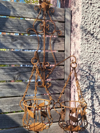 Edelrost Wandhalterung mit zwei Hängekörbe