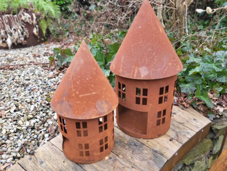 Preview: Edelrost Windlicht Haus Pierre, rund