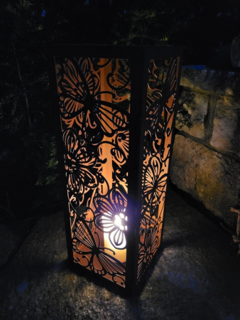 Edelrost Windlicht Säule Schmetterlinge