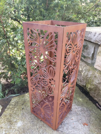 Preview: Edelrost Windlicht Säule Schmetterlinge