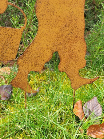 Preview: Edelrostoptik Kind Ben mit Angel und Eimer, lackiert