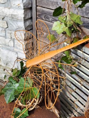 Edelrostoptik Libelle zum Hängen, für die Wand