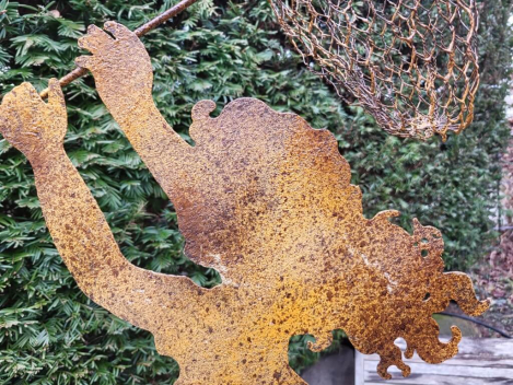 Preview: Edelrostoptik Mädchen Meike mit Kescher