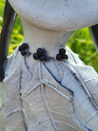 Polyresin Frau Troupe mit Vögelchen, weiß