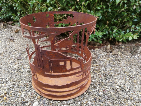 Preview: Edelrost Windlicht Reh-Hirsch mit Hütte, klein