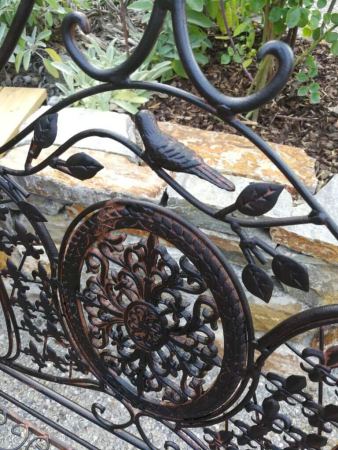 Gartenbank Avis aus Metall