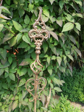 Preview: Gartenstecker Kassandra, Rostoptik