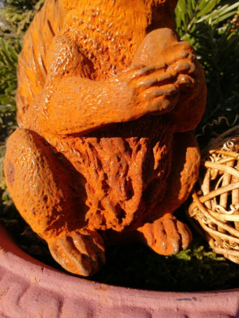 Gusseisen Eichhörnchen