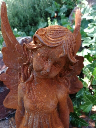 Gusseisen Elfe Xenia mit Edelrostfinish