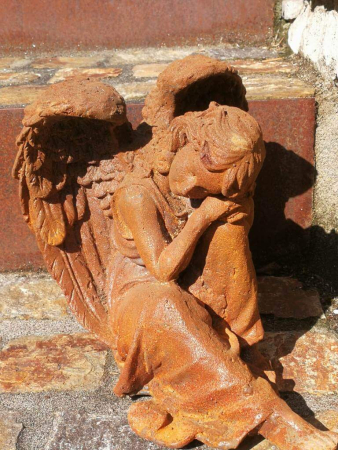 Gusseisen Engel Sereda mit Edelrostfinish