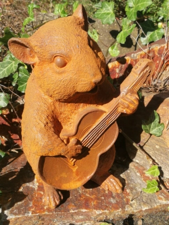 Gusseisen Hamster Sunny Times mit Gitarre