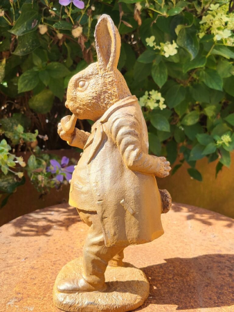 Gusseisen Mr. Rabbit James mit Pfeife