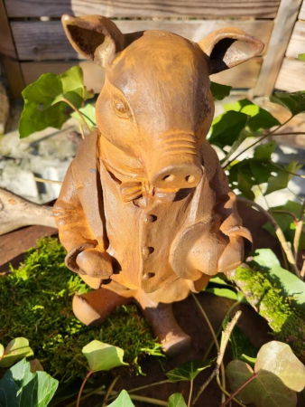 Gusseisen Schwein Sepp, mit Hut