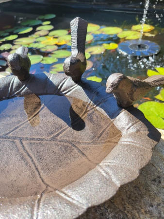 Gusseisen Vogeltränke mit 3 Vögel, zum Stellen