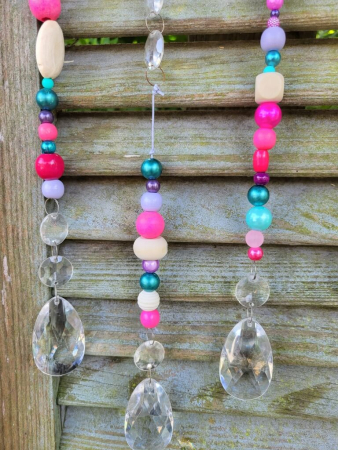 Hippie-Boho Hänger mit Kristall, pink-lila-türkis