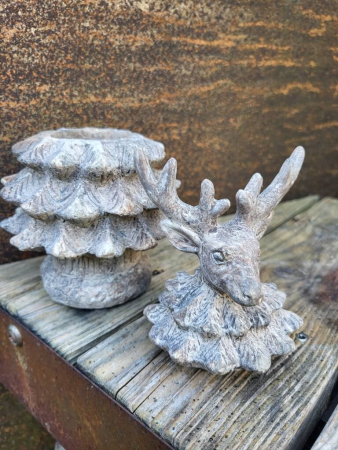 Preview: Polyresin Hirsch Weihnachtsbaum Felix, Dose