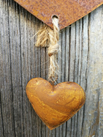 Preview: Edelrost Hirschherz mit kleinem Herzchen