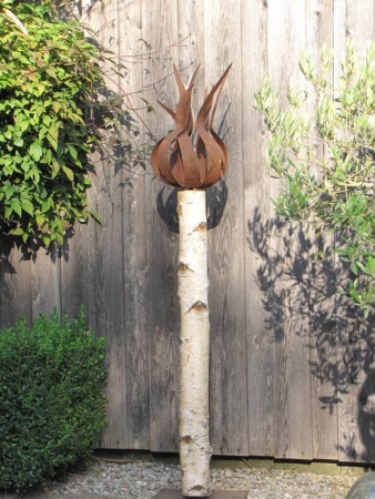 Edelrost Dekosaulen In Vielen Designs Fur Den Garten Eine