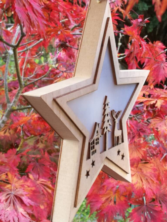 Preview: LED Holzstern Marnie, Hirsch Tanne Haus