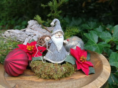 Preview: LED Nikolaus mit Stern unten, grau