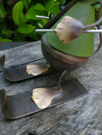 Preview: Maus Amigo auf Ski