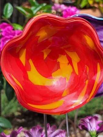 Preview: Topfstecker Glasblume Kringel, rot