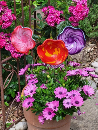 Preview: Topfstecker Glasblume Kringel, rot