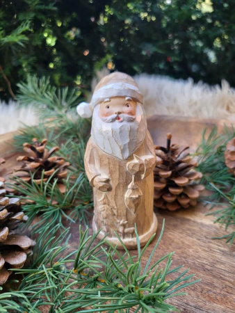 Nikolaus Davin, natur, Polyresin