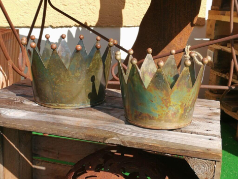 Preview: Pflanztopf Krone, kupfer-grün